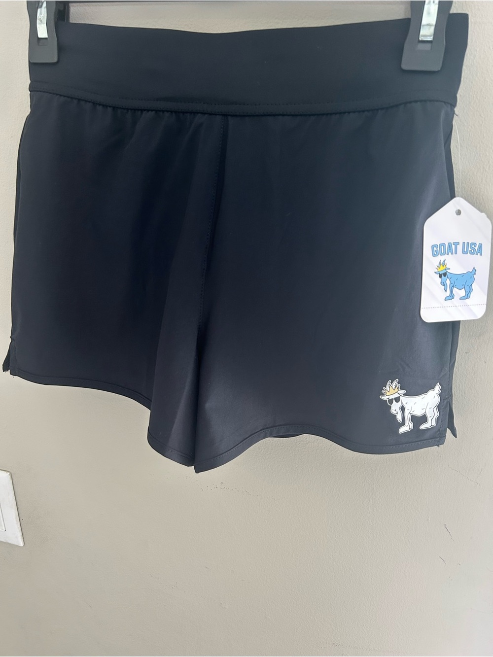 GOAT USA Black Athletic Shorts (Youth Girls XL)